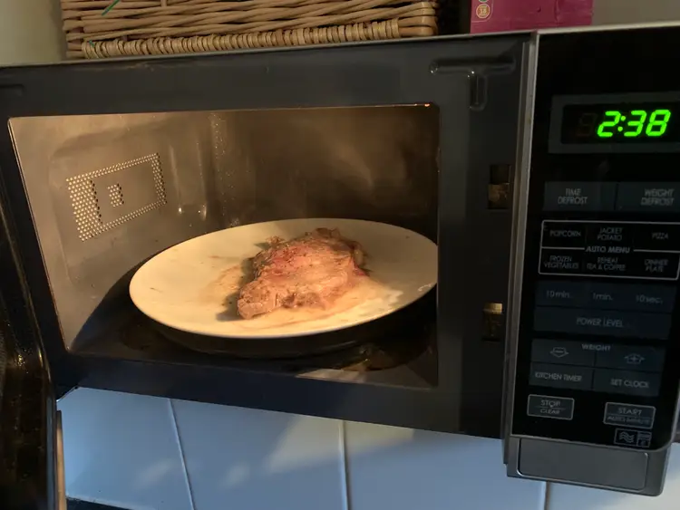 steak in microwave