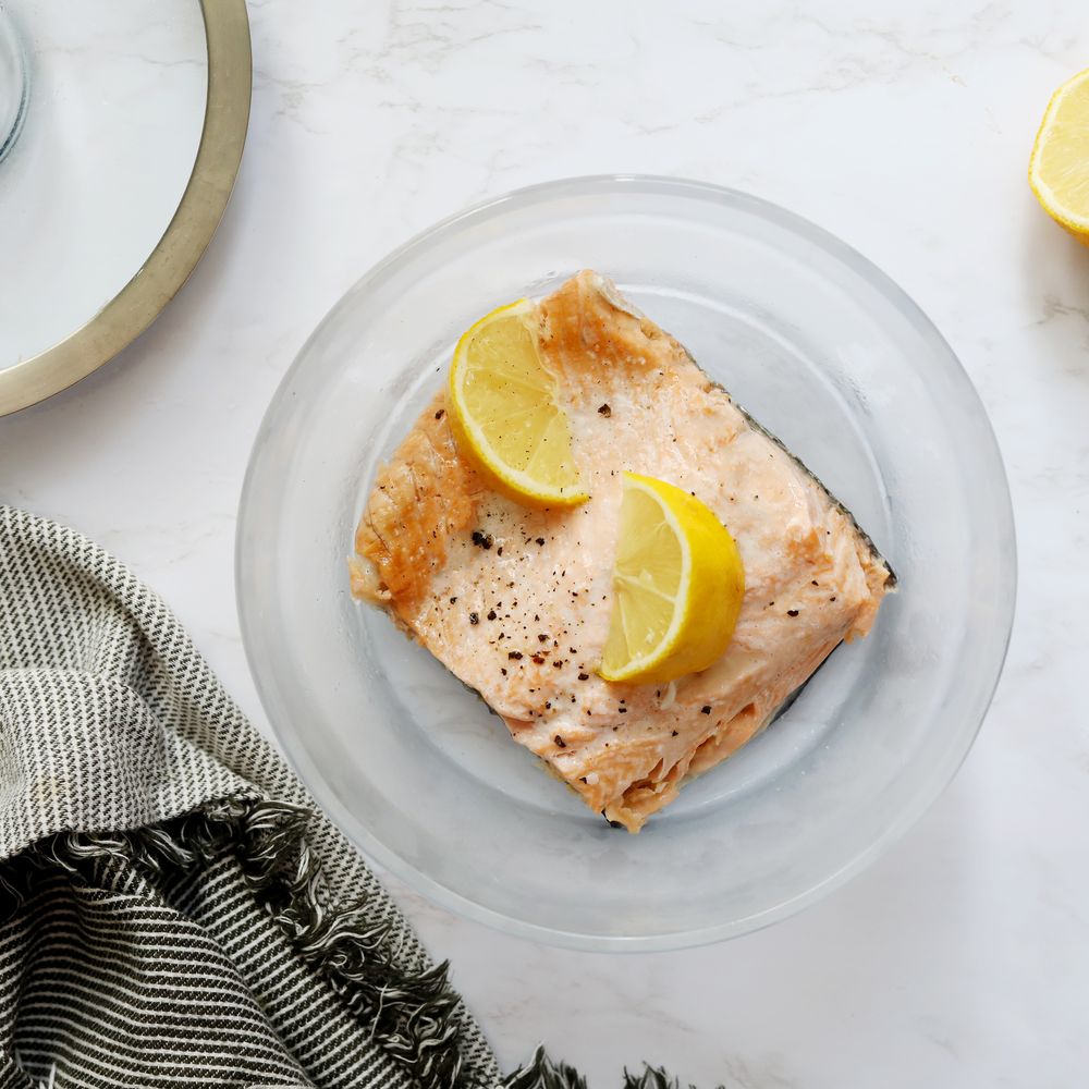 how to cook salmon in microwave