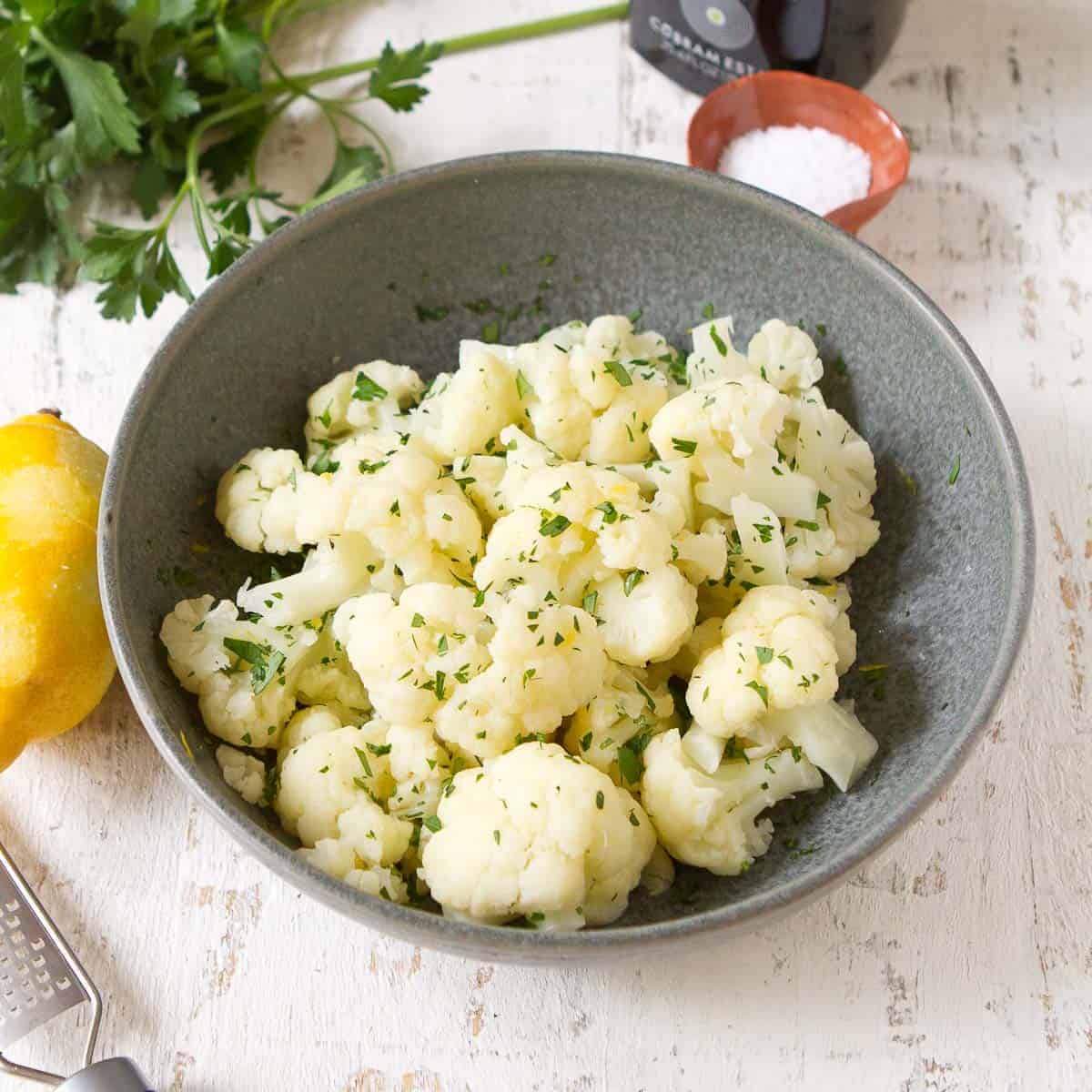 how to steam cauliflower in the microwave