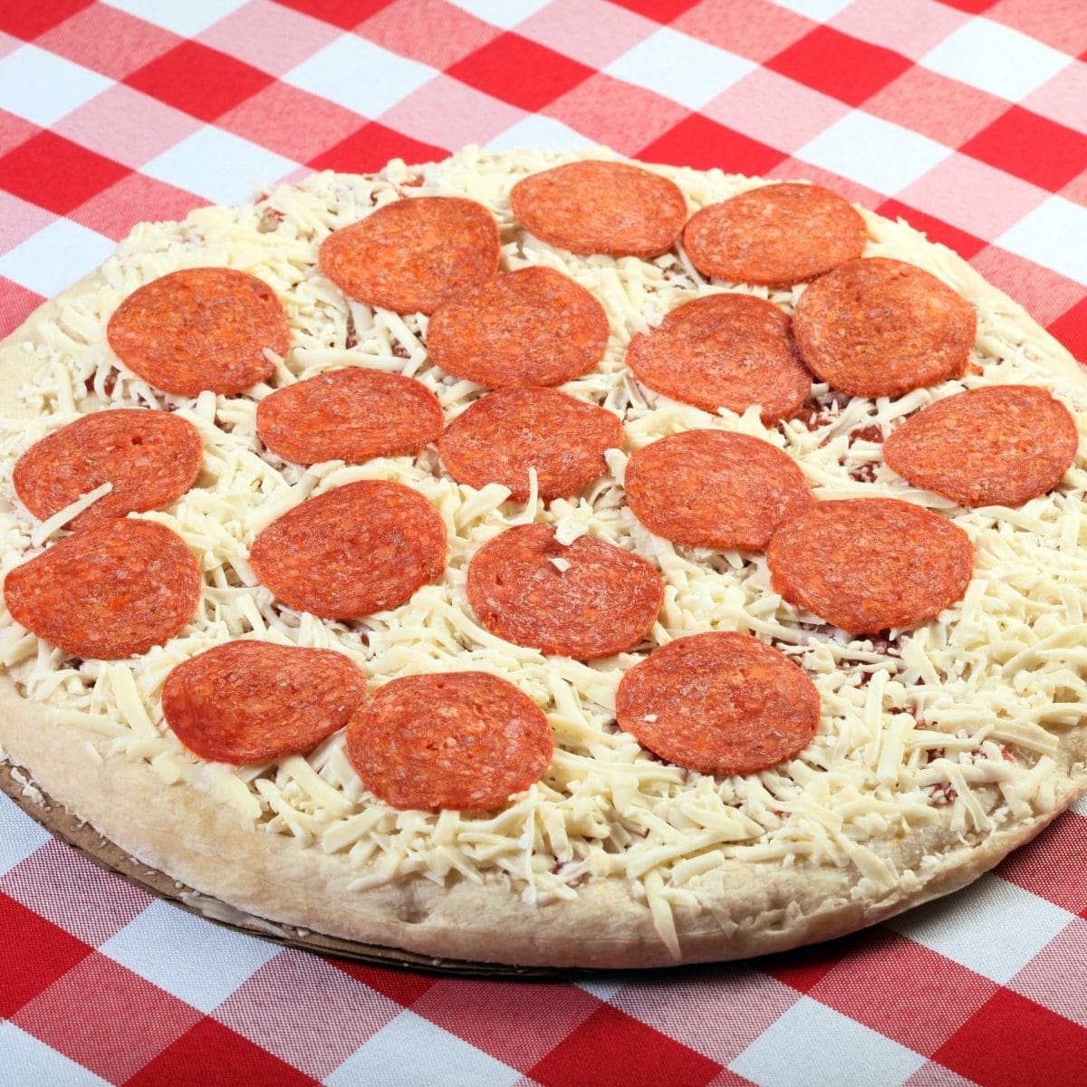 cook frozen pizza in microwave