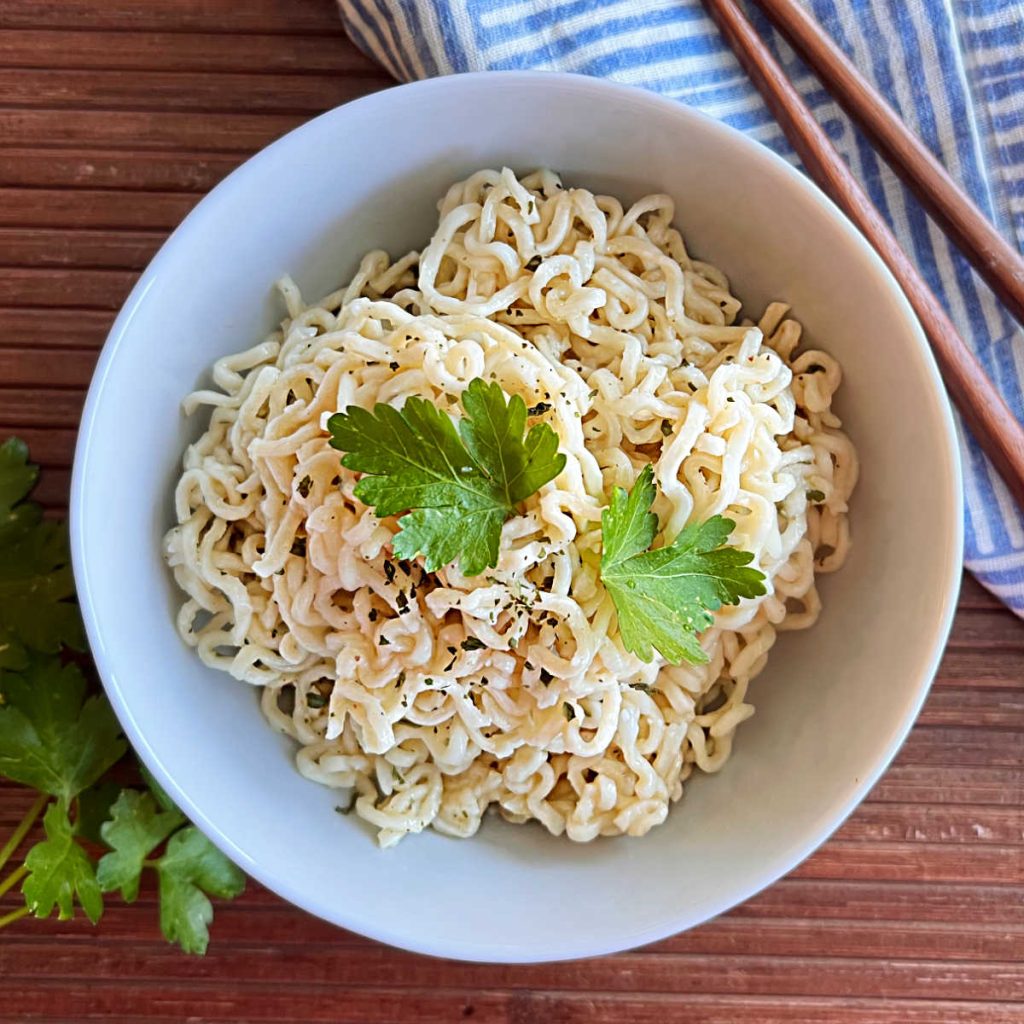 how long to cook ramen noodles in microwave